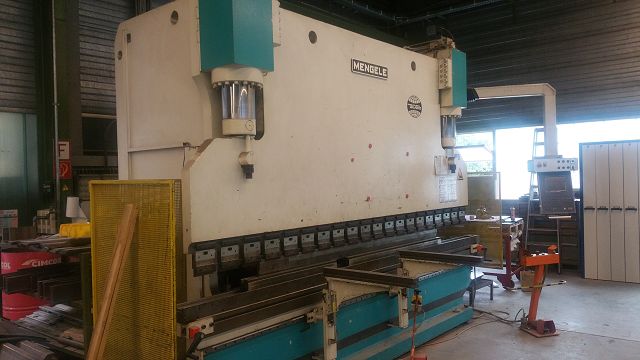 GWF-Mengele-Steuerungsumbau-DNC800-Cybelec-DNC887s
