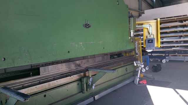 EHT-Abkantpresse-Steuerungsumbau-Cybelec-DNC880s