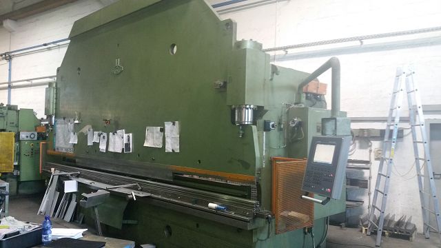 EHT-Abkantpresse-Retrofit-Cybelec-DNC880s