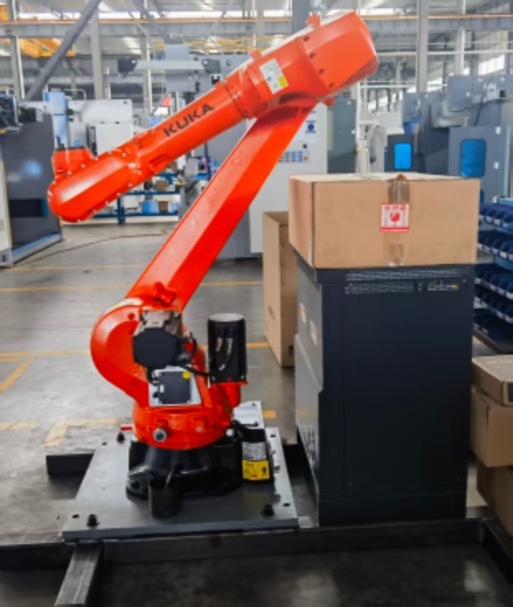 GECO Robot Kuka mit Cybelec